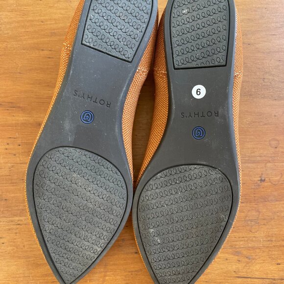 Rothy's "The Point" Flats - Only worn once! - Size 9 - Picture 8 of 8